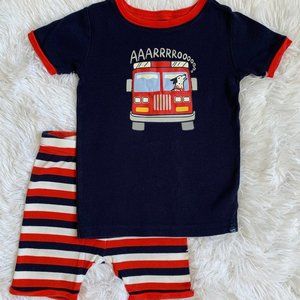 5T Gap Fire Truck Dog Summer 4th of July Patriotic Short Pajamas EUC